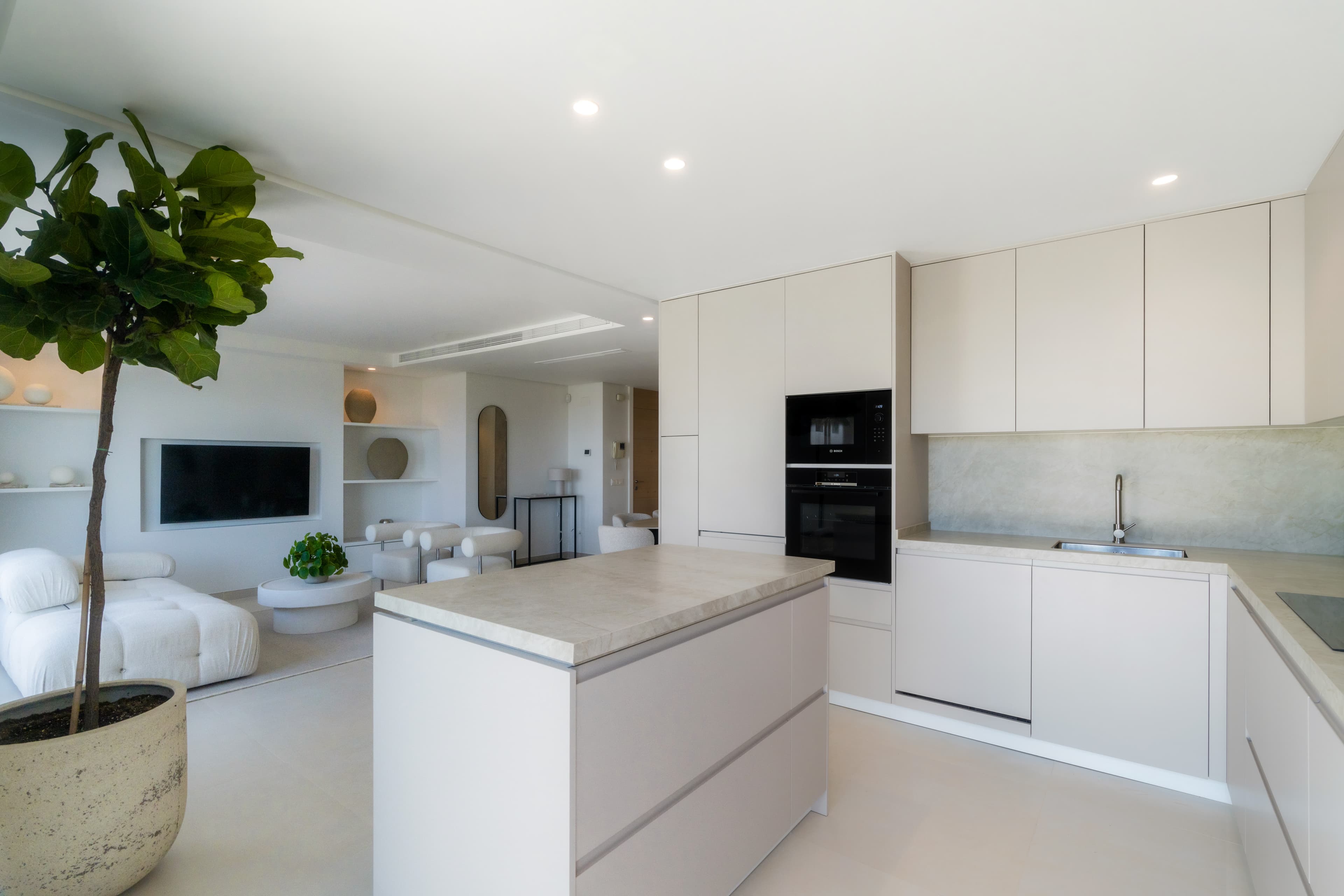Luxe duplex penthouse met privézwembad en panoramisch uitzicht in La Quinta, Benahavís