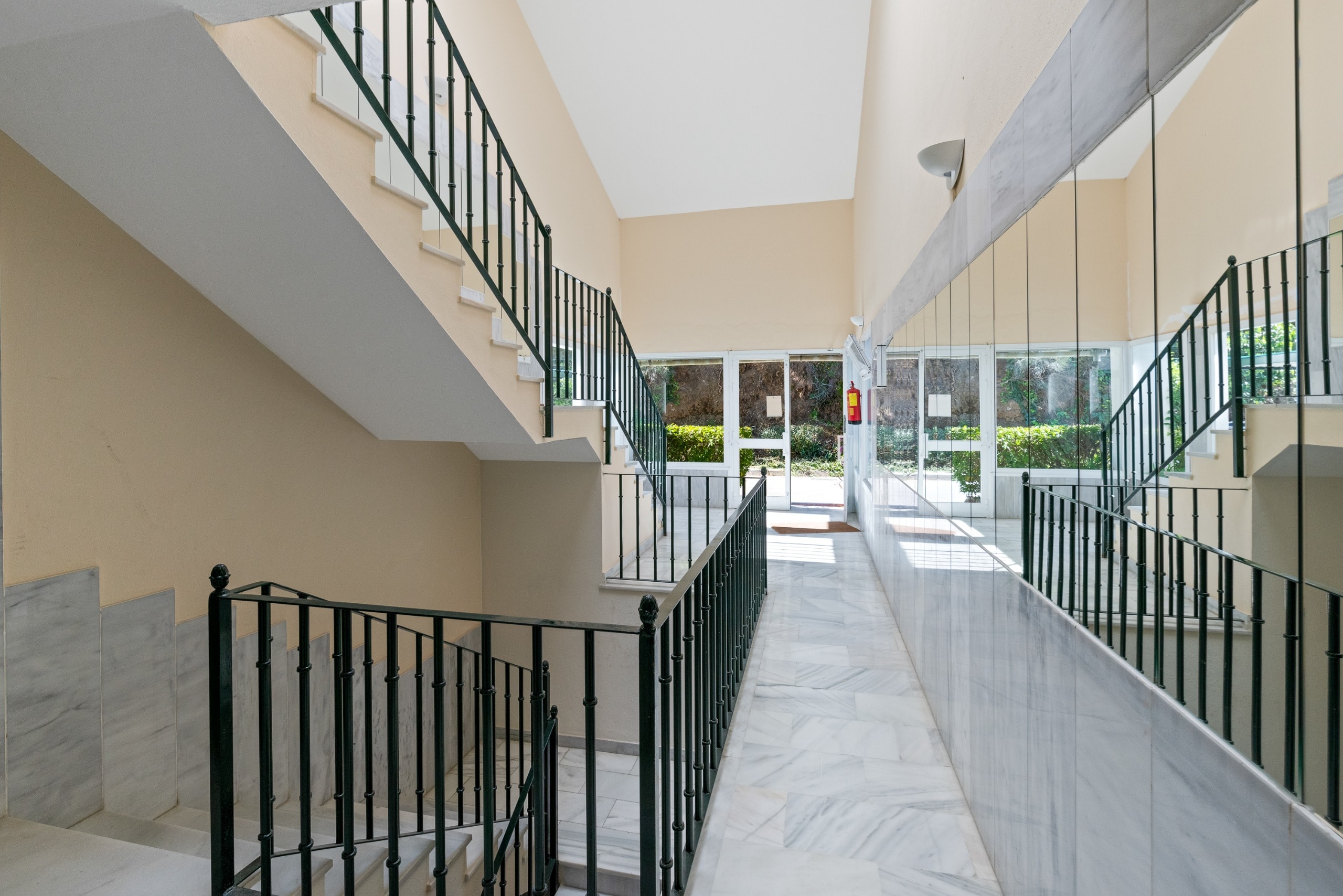 Volledig gerenoveerd appartement met panoramisch uitzicht in La Quinta