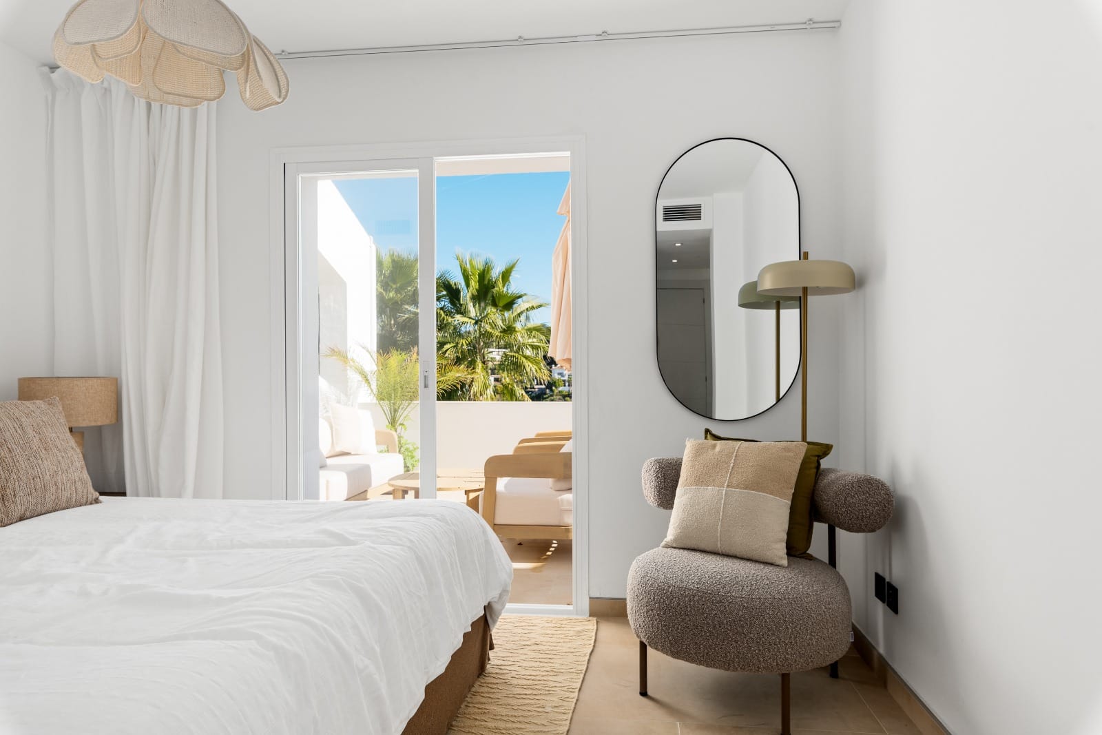Fully Renovated Apartment with Panoramic Views in La Quinta