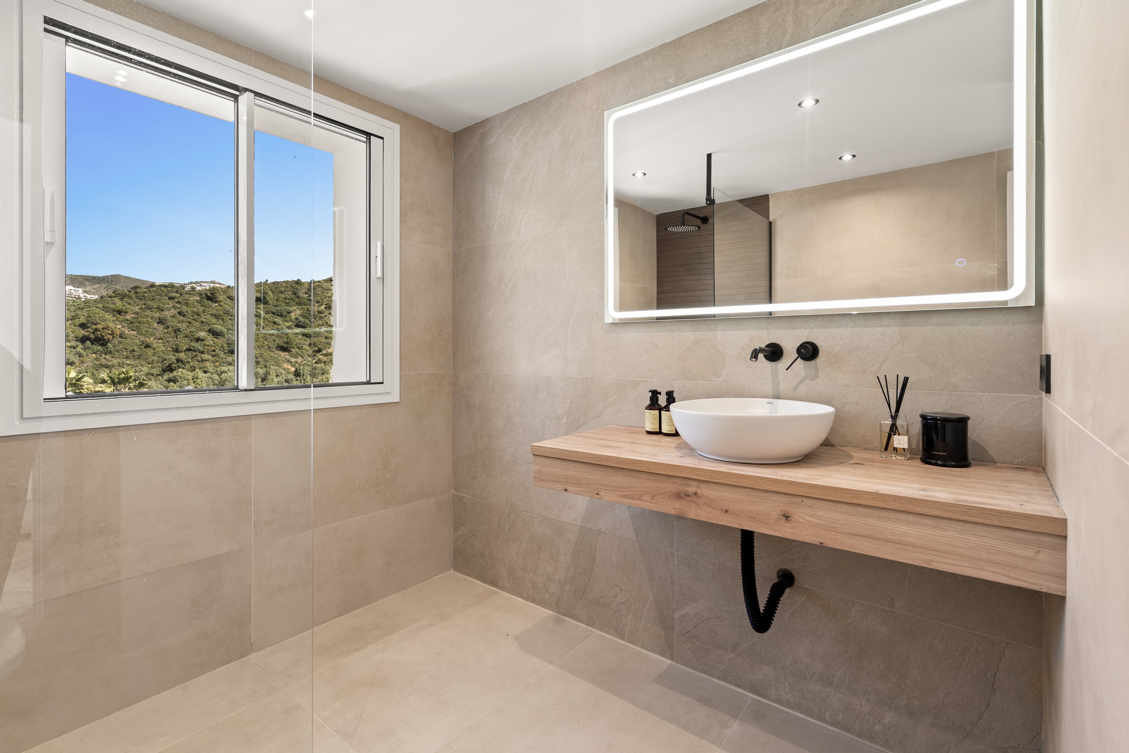 Luxe Penthouse met 3 slaapkamer in La Quinta, Benahavis