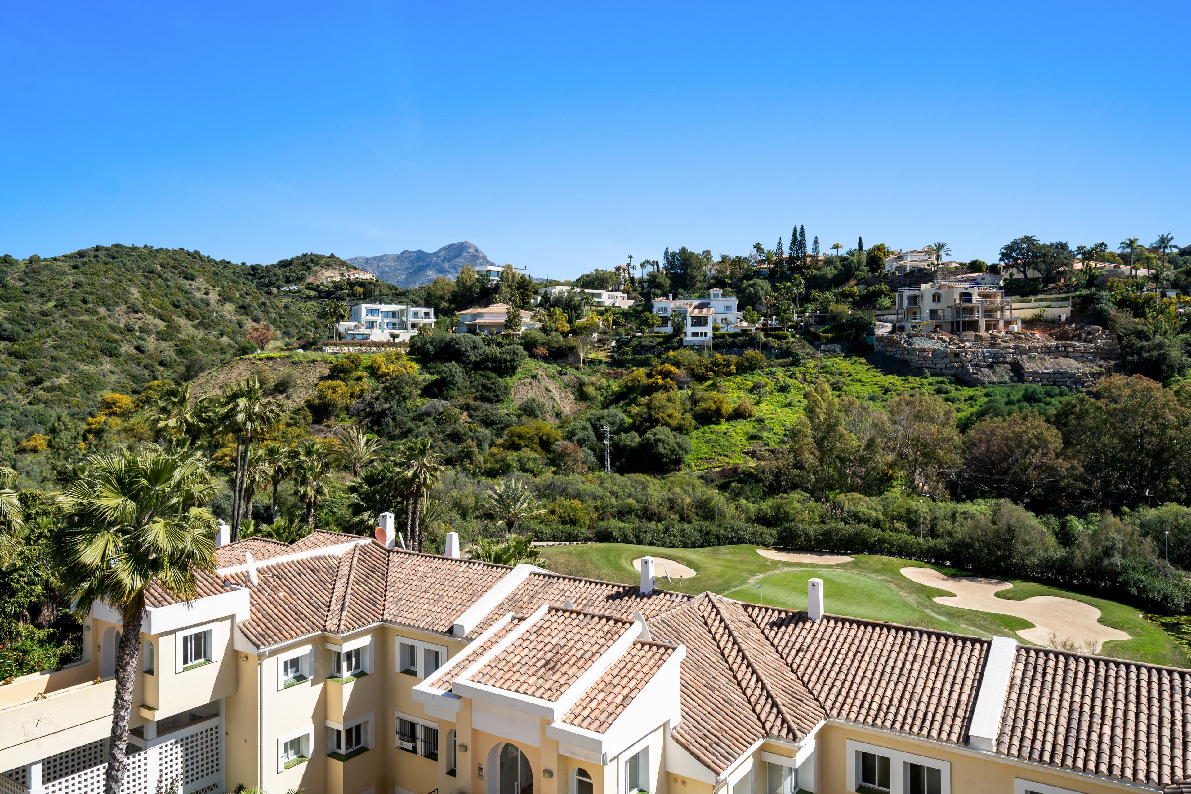 Luxe Penthouse met 3 slaapkamer in La Quinta, Benahavis